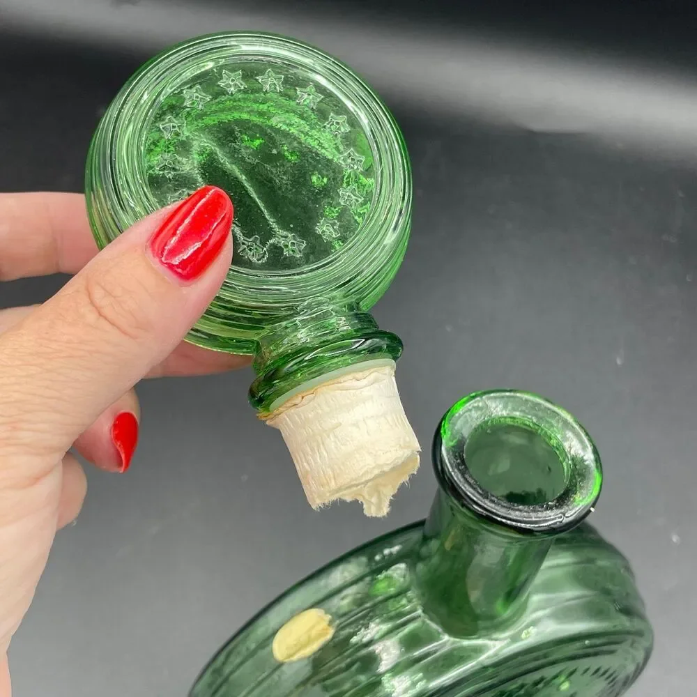 Vintage Green Glass Ribbed Decanter Bottle Empoli Made In Italy Star Top Stopper